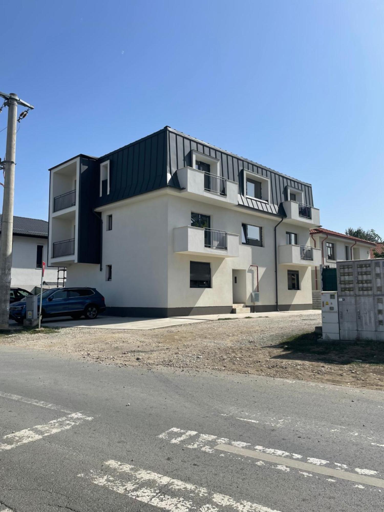 Noah Apartment Self Check-In Otopeni Exterior photo